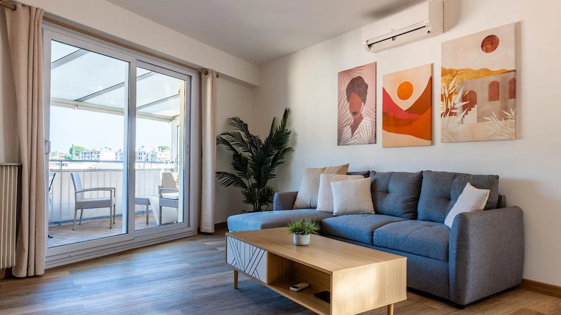 Apartment Bright Cocoon In Downtown Cagnes-Sur-Mer