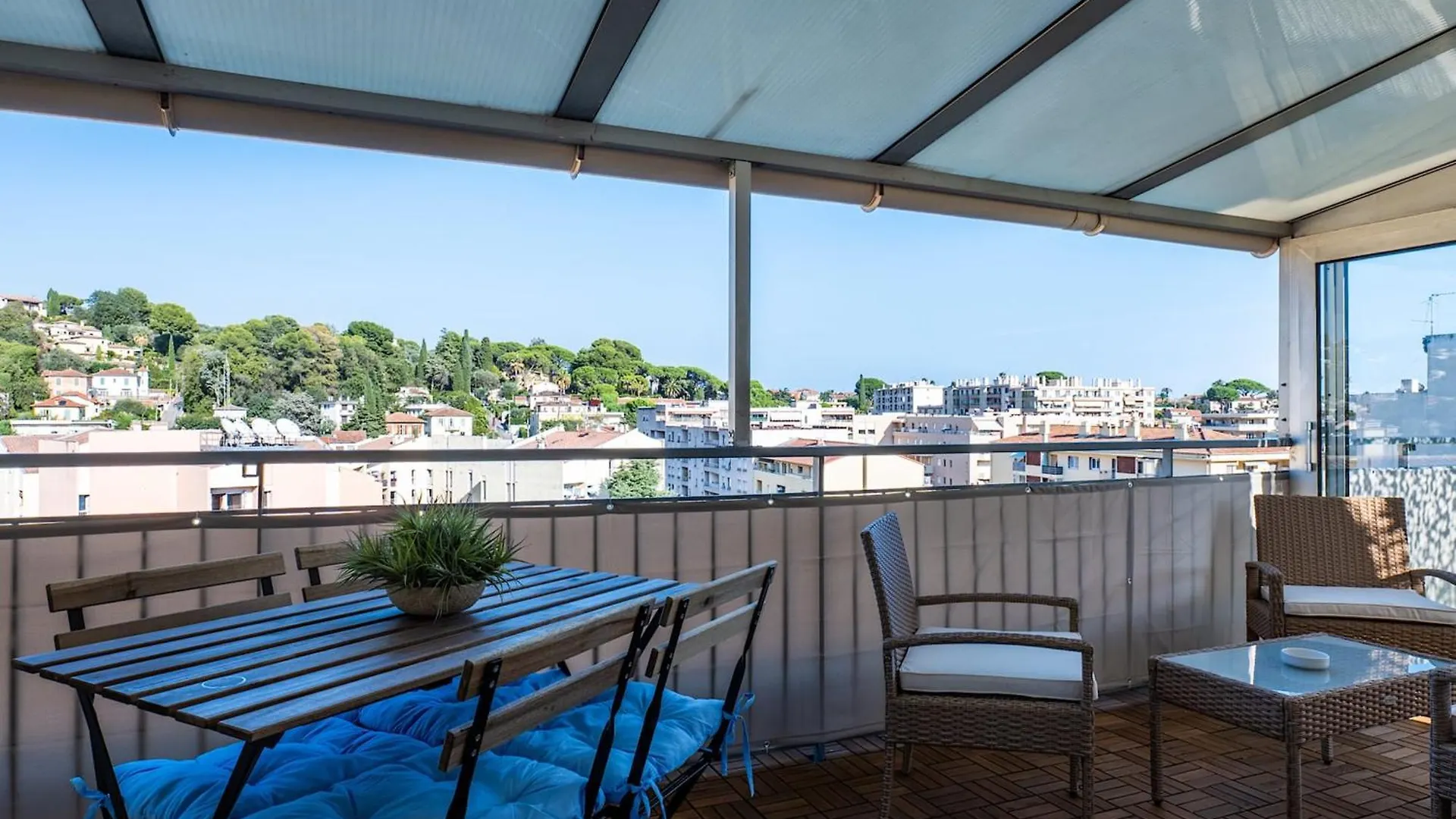 Bright Cocoon In Downtown Cagnes-Sur-Mer location